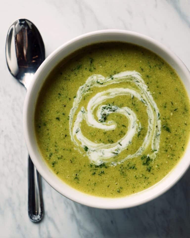 Cream of Split Pea and Spinach Soup Recipe